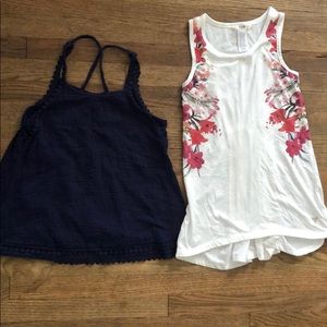 Lot of 2 girls Guess tank tops size 14